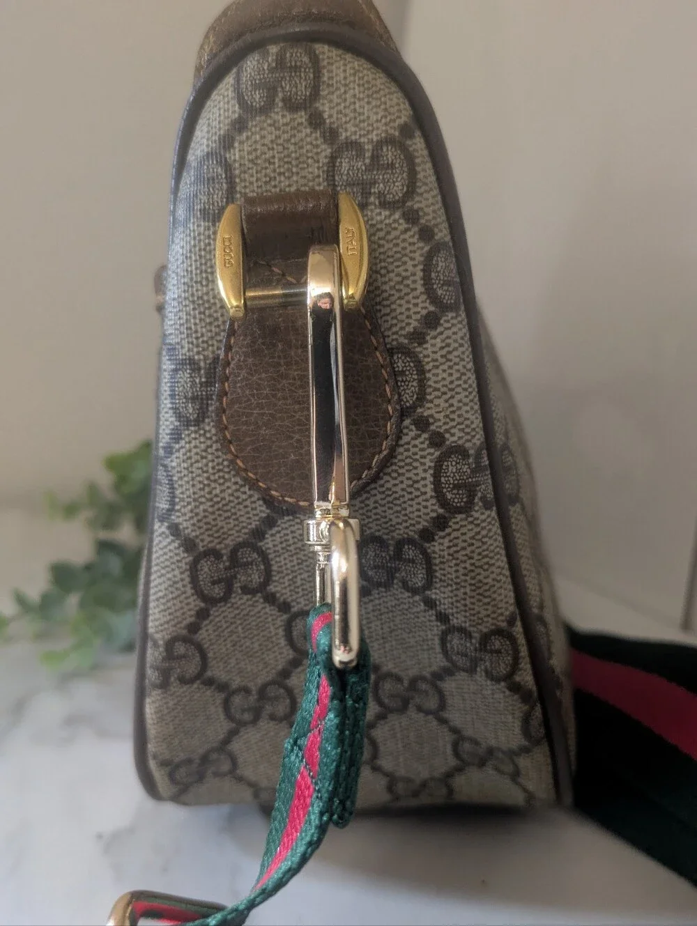 Gucci Supreme Canvas Crossbody Bag Purse - Picture 11 of 11